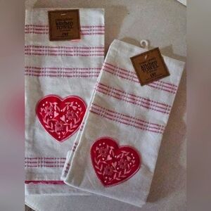 DII Embellished Red and White Striped kitchen towels with adorable Heart design